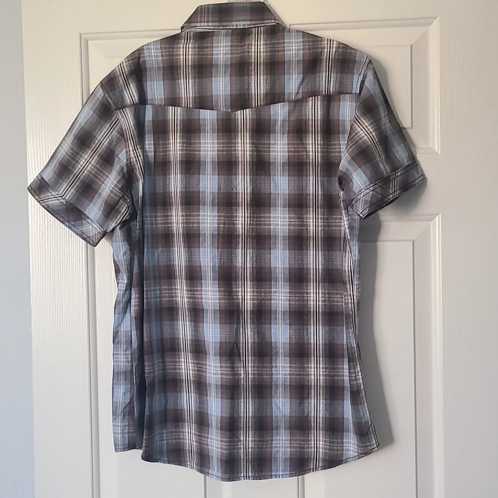 Red Level Nine Button-Down - Picture 2 of 3